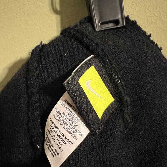 Nike NXR Beanie - Picture 5 of 6